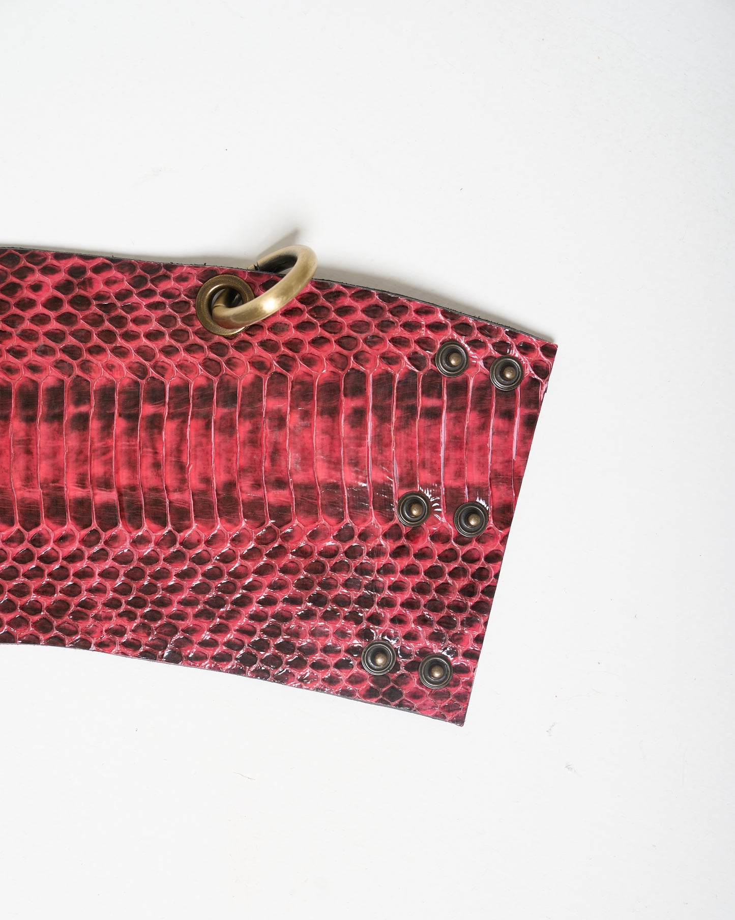 RING Leather cuff - removable ring / Fucsia and black