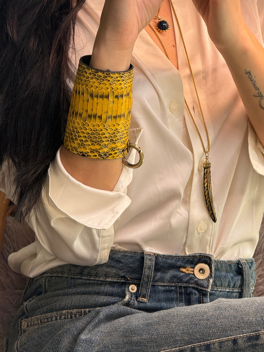 RING Leather cuff - removable ring / Yellow
