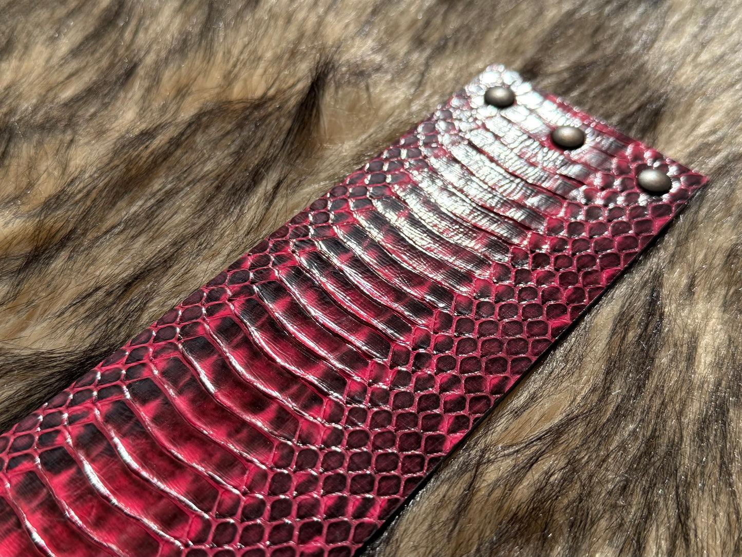 Leather Cuff - Fucsia and black