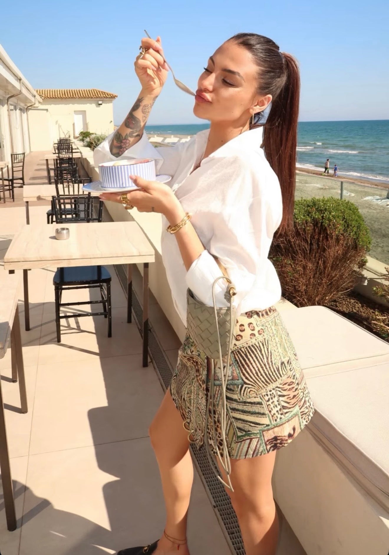 Preordina MINISKIRT - Tigresque