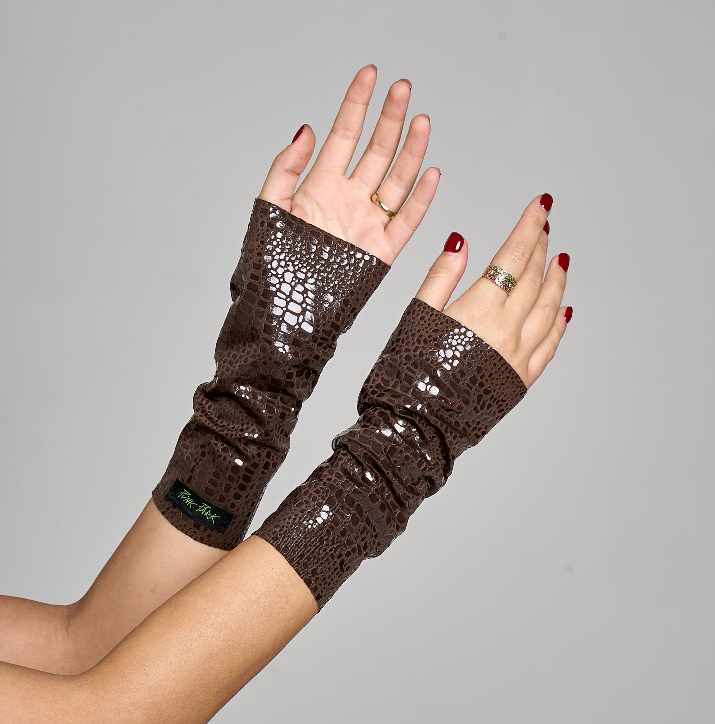 PARTY Croco Glove - Brown