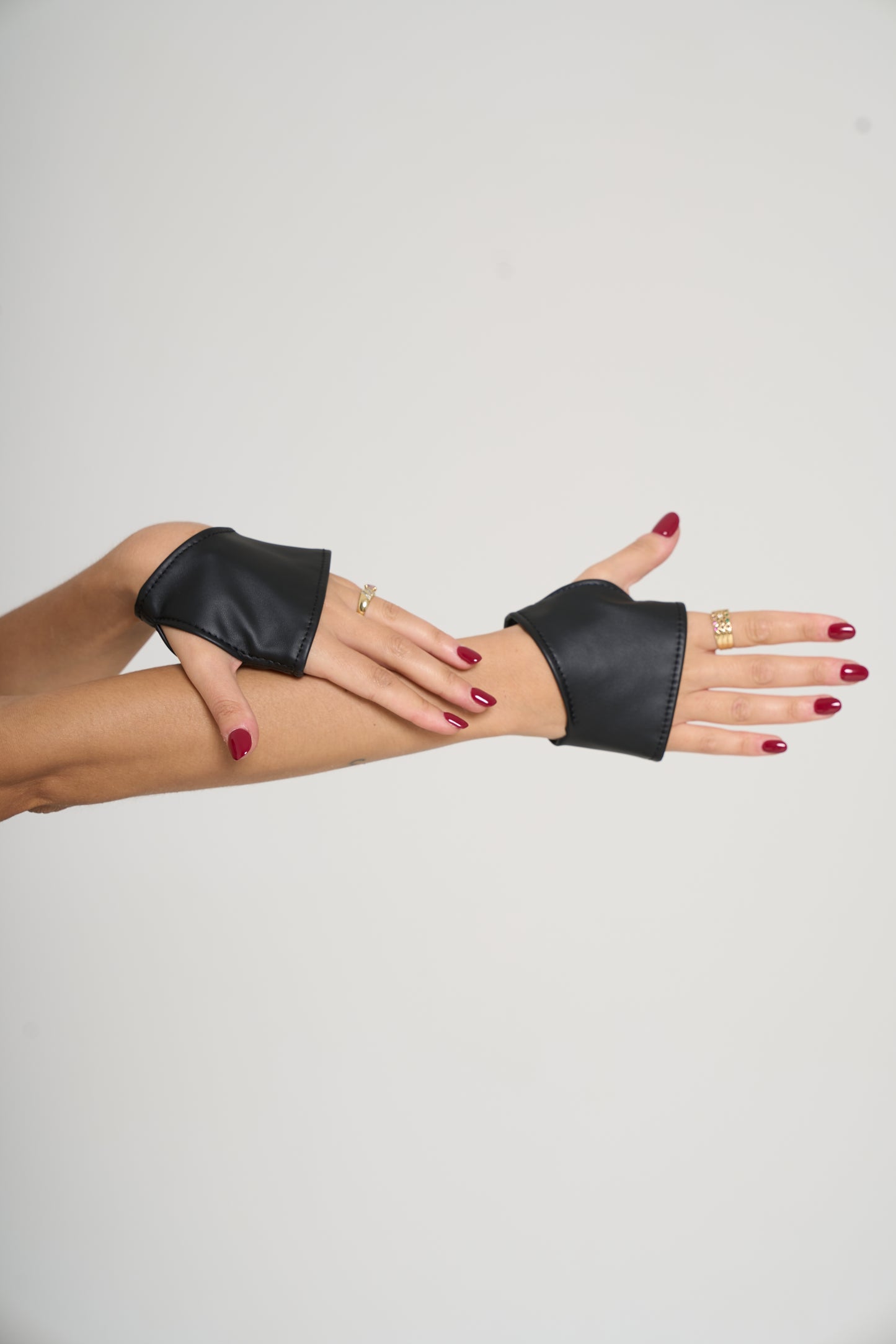 GROUPIE Gloves - Black