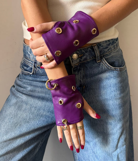 IDOL Glove - Purple (gold details)